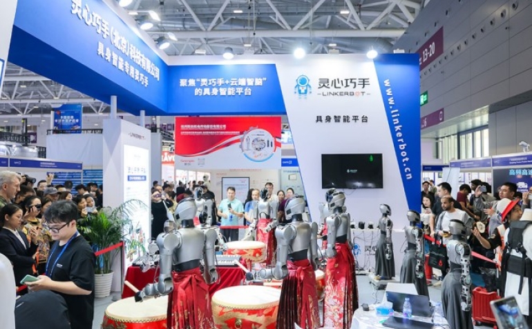 政策红利：卫星通信运营商如何借力高交会？